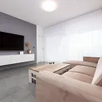 Kauriapartment * زاتون